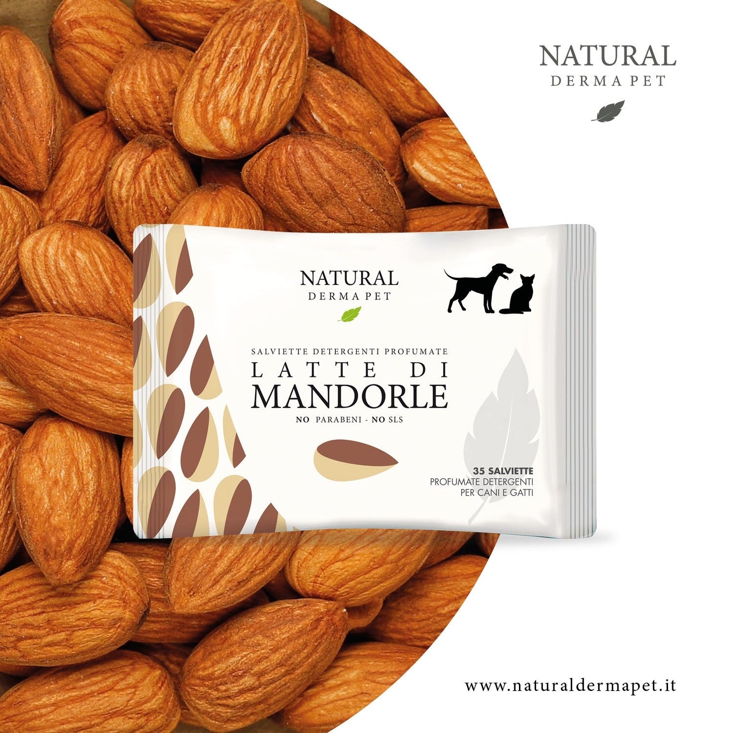 Wet Dog & Cat Wipes for Coat Care with Almond Milk Scent