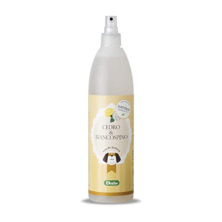 Bottle of dog and cat perfume for pets, scented with cedarwood & hawthorn 500ml